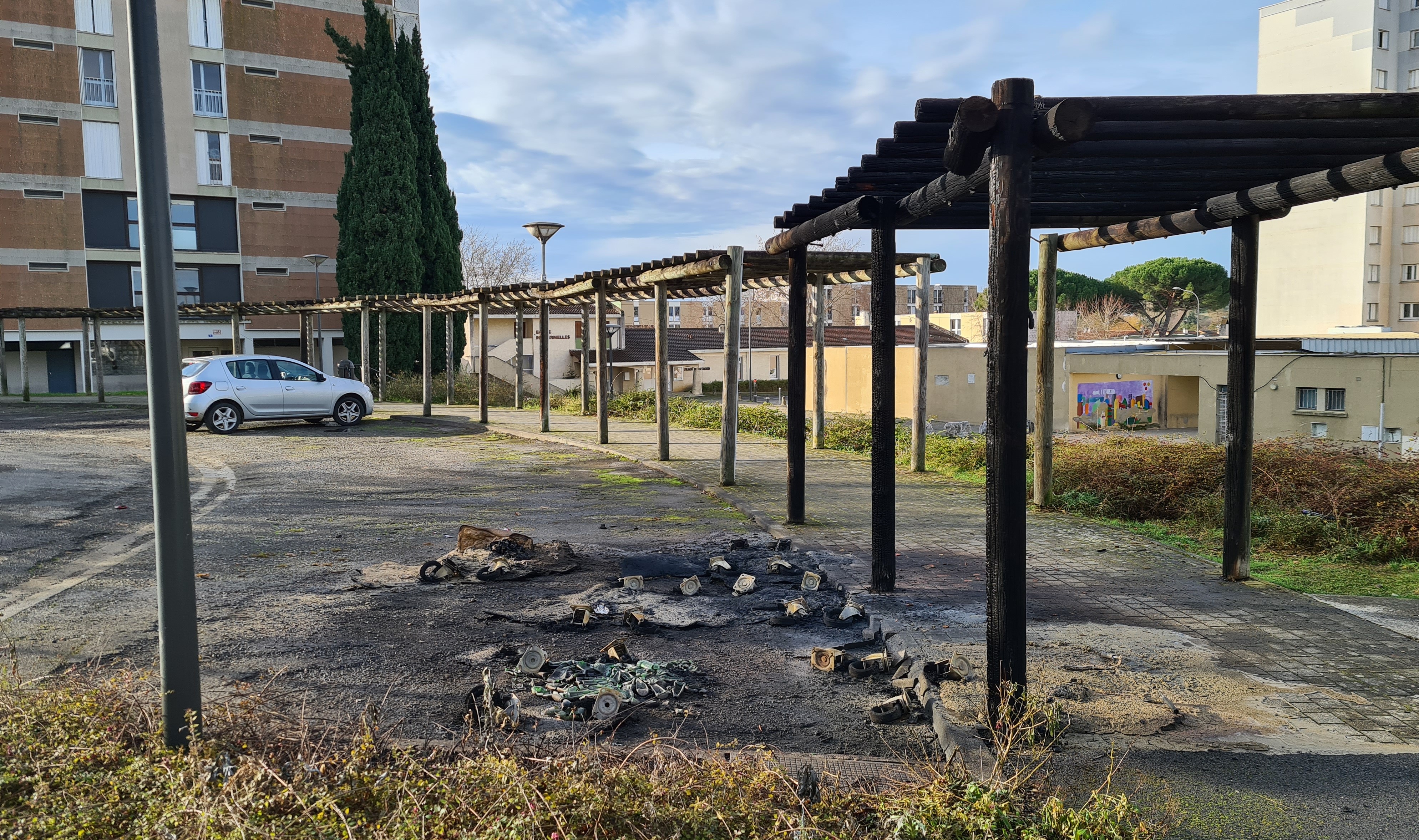 Garros 02 2022 2.jpg (2.85 MB)