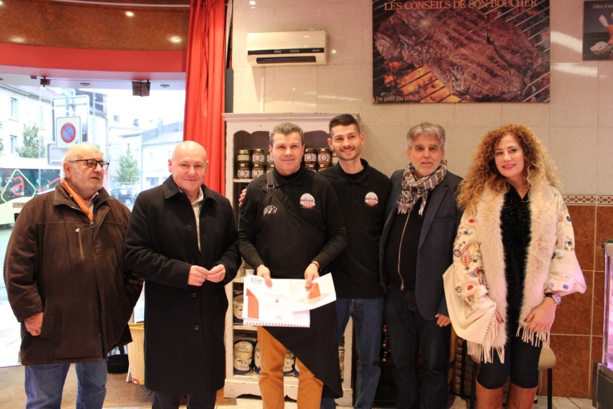 Gers : "un parcours professionnel exemplaire", l'artisan boucher artisan-boucher auscitain Thierry Labric reçoit le titre de « Maître artisan »