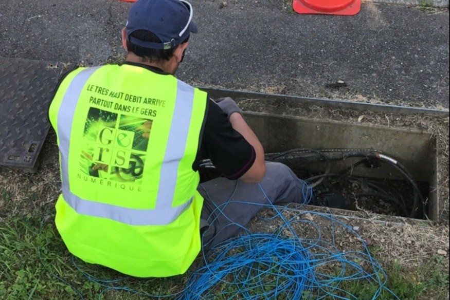 Gers : des aides disponibles pour les propriétés où le raccordement à la fibre est plus difficile
